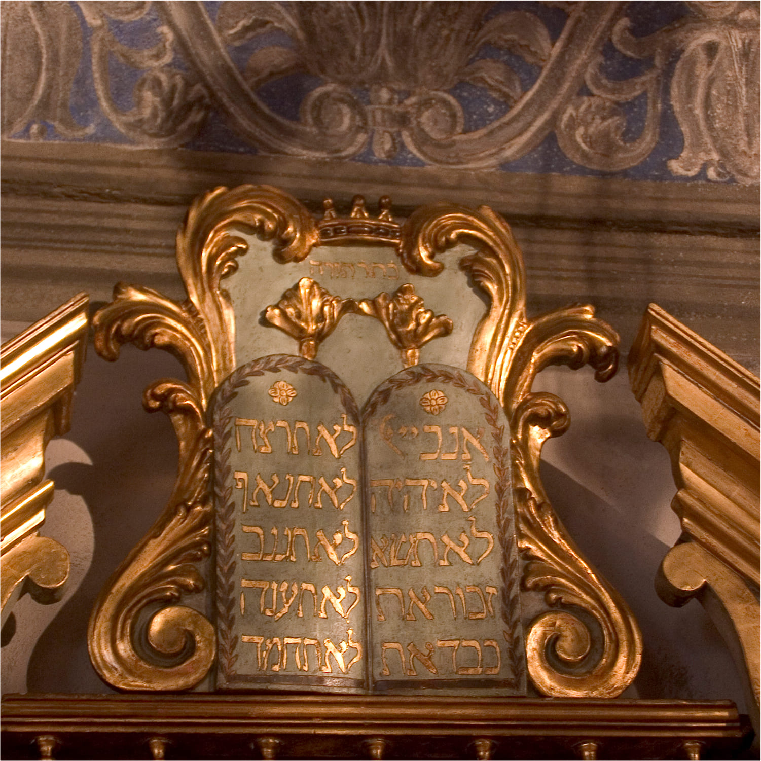 Mondovì-sinagoga-02 Dettaglio dell'interno della sinagoga di Mondovì